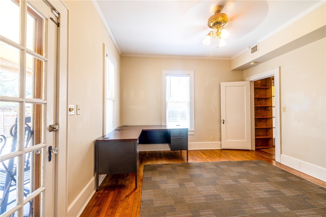 1107 N Adams Street, Beeville, TX, 78102 | 459905 | Realty Texas LLC