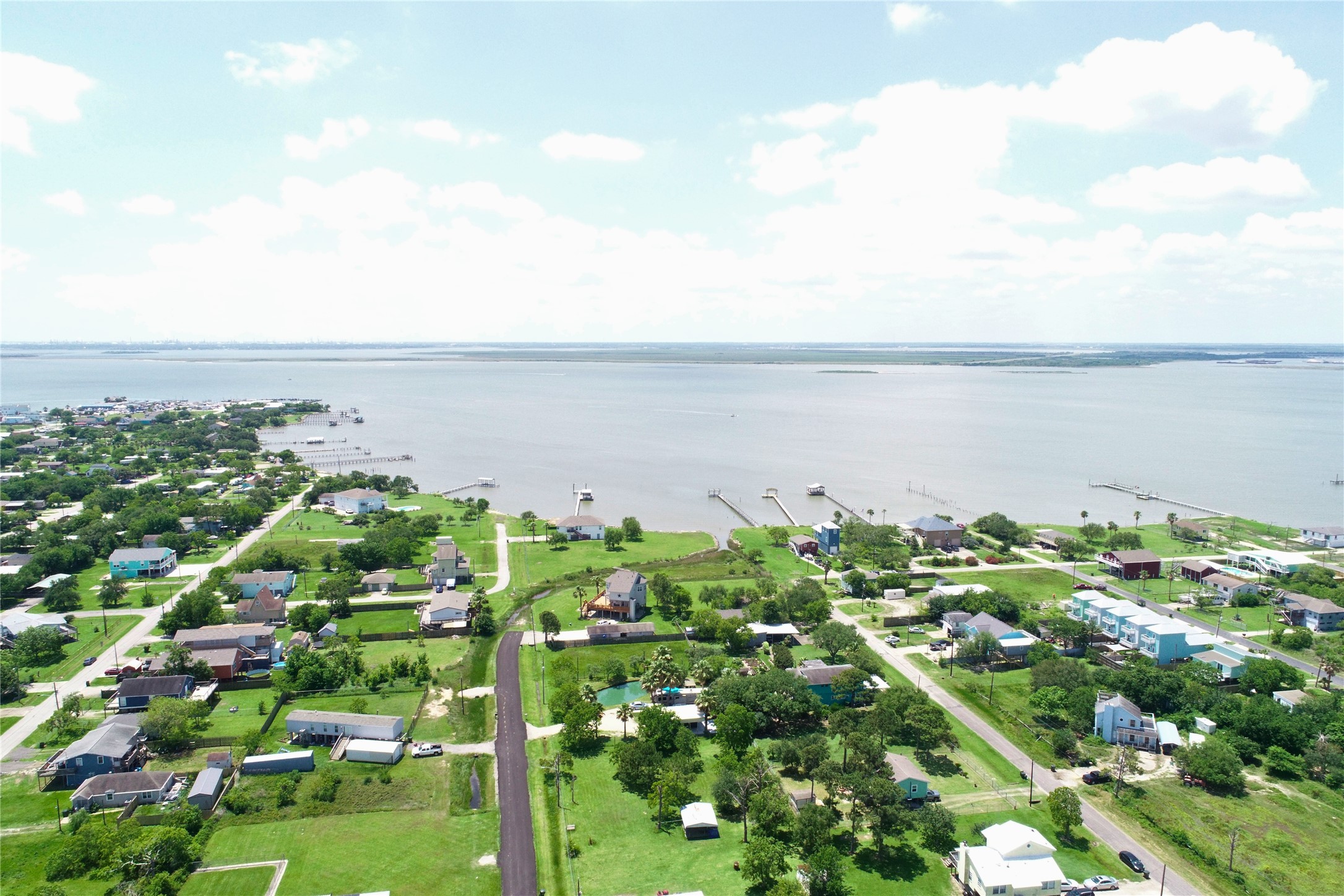 921 13th Street, San Leon, TX, 77539 | 55343965 | Realty Texas LLC