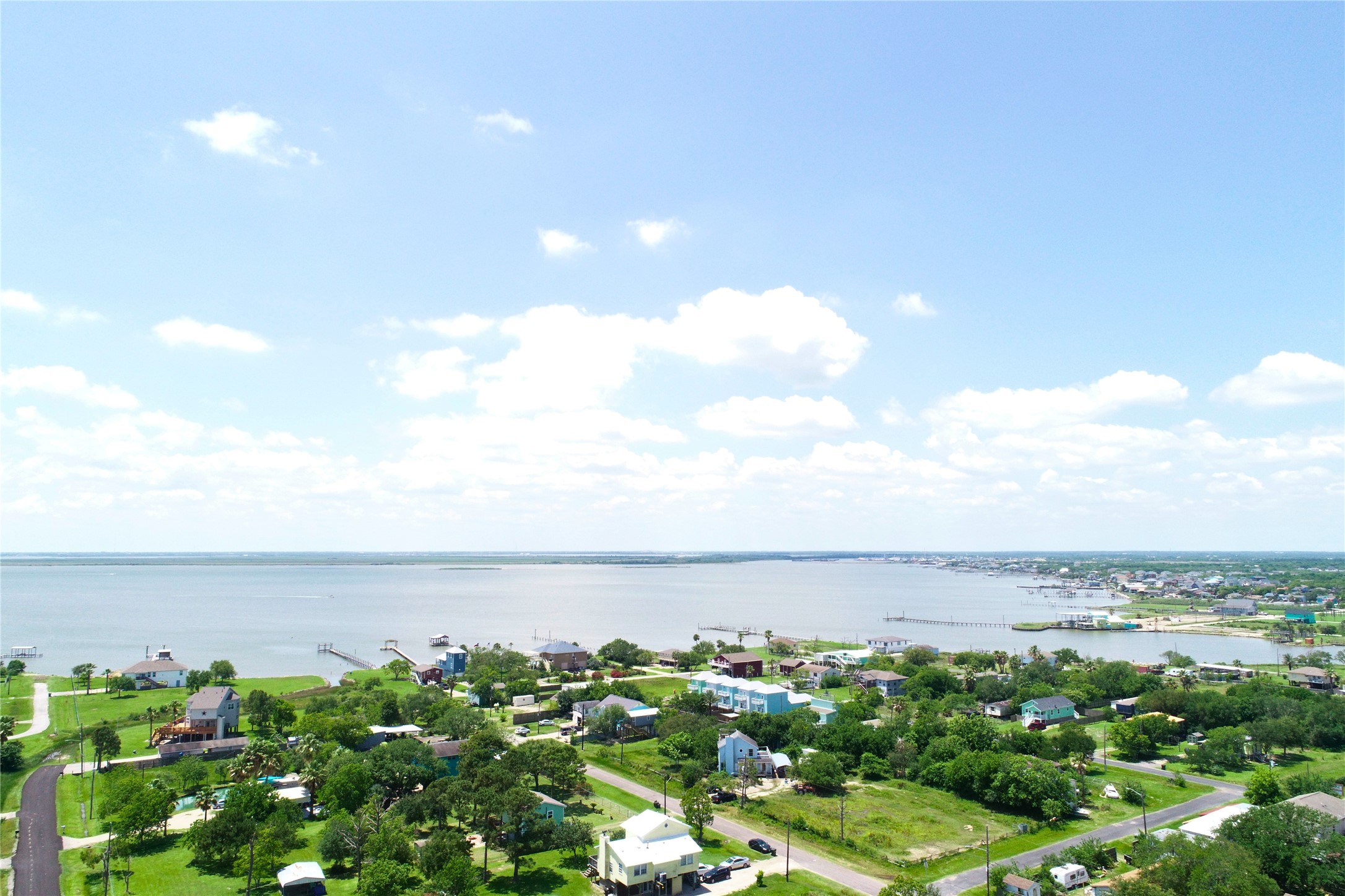 921 13th Street, San Leon, TX, 77539 | 55343965 | Realty Texas LLC