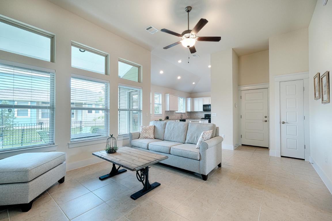 10502 Larue Pass , Austin, TX, 78717 | 9813788 | Realty Texas LLC