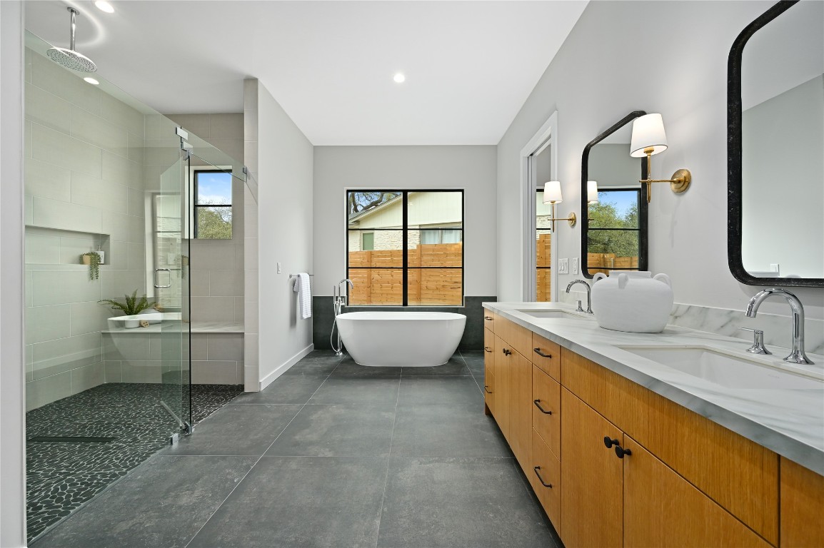 2635 Barton Hills Drive , Austin, TX, 78704 | 6570297 | Realty Texas LLC