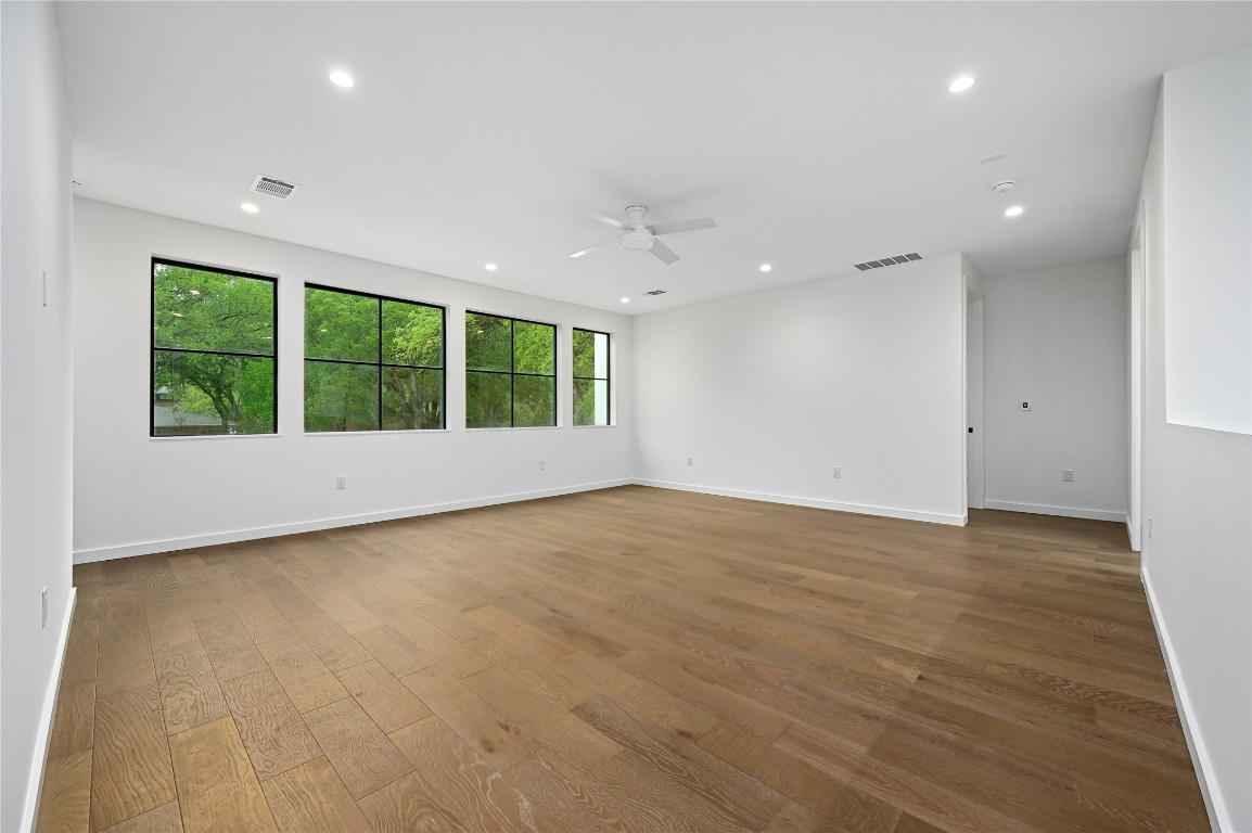 2635 Barton Hills Drive , Austin, TX, 78704 | 6570297 | Realty Texas LLC