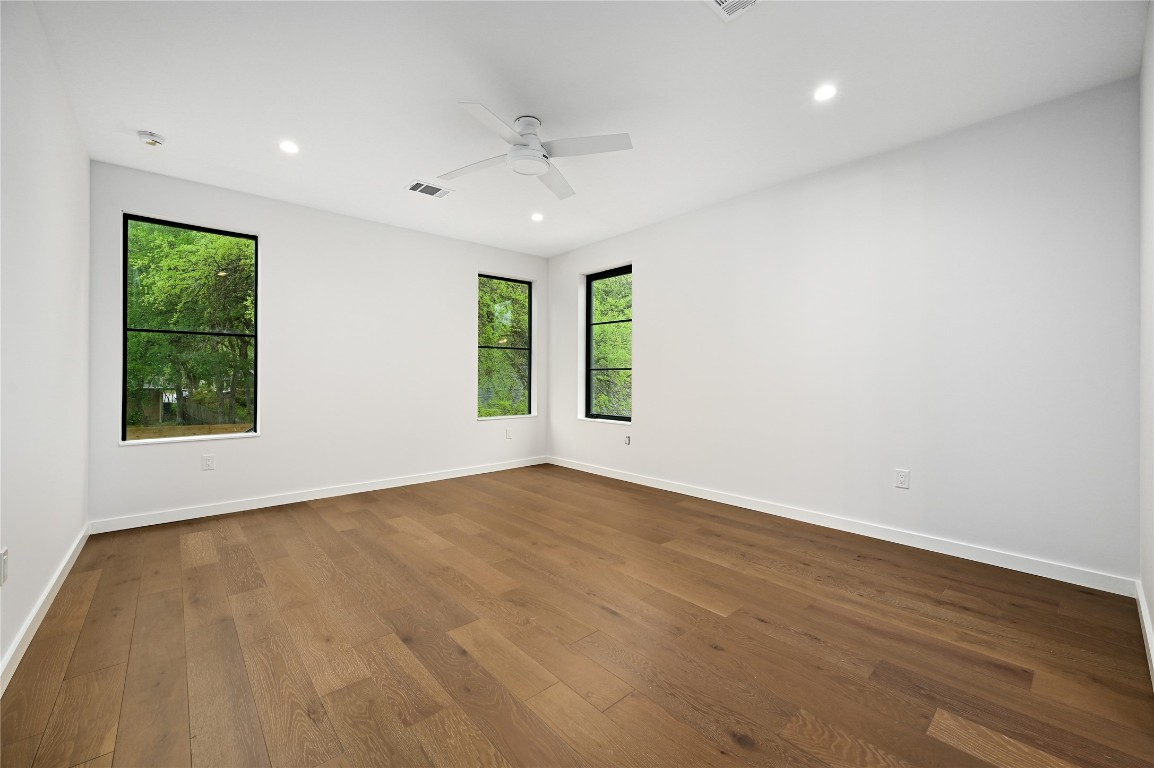 2635 Barton Hills Drive , Austin, TX, 78704 | 6570297 | Realty Texas LLC