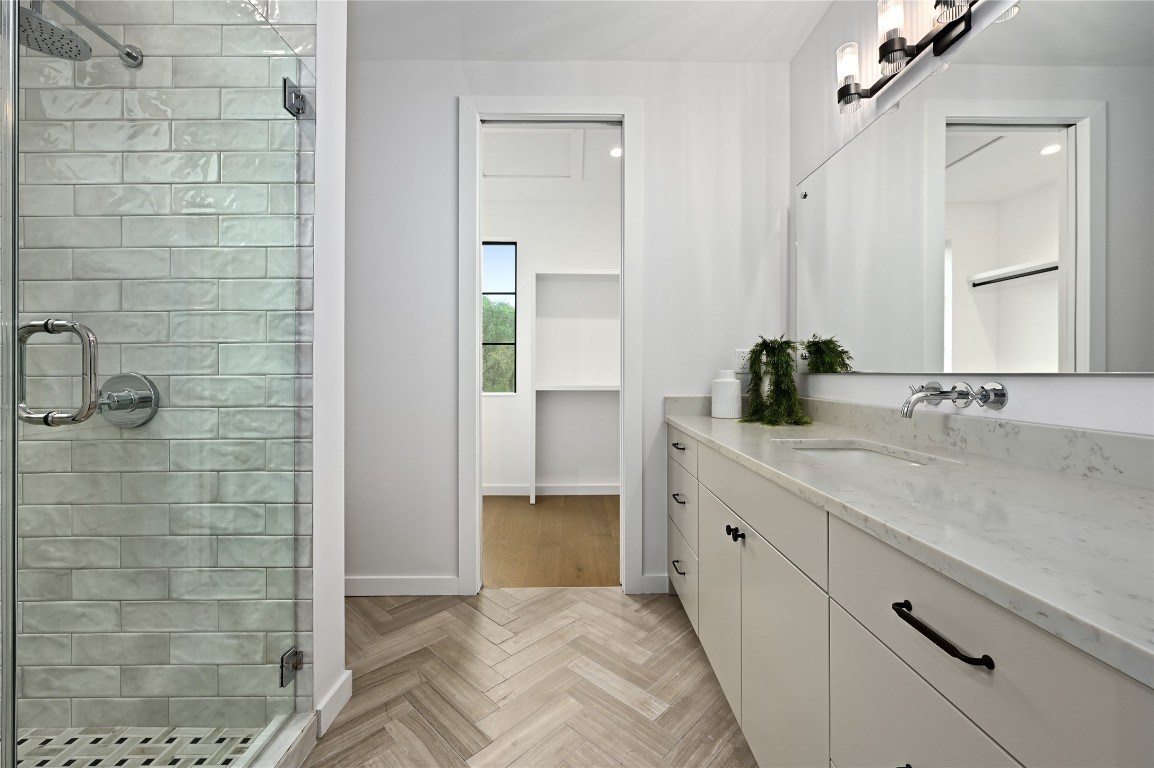 2635 Barton Hills Drive , Austin, TX, 78704 | 6570297 | Realty Texas LLC