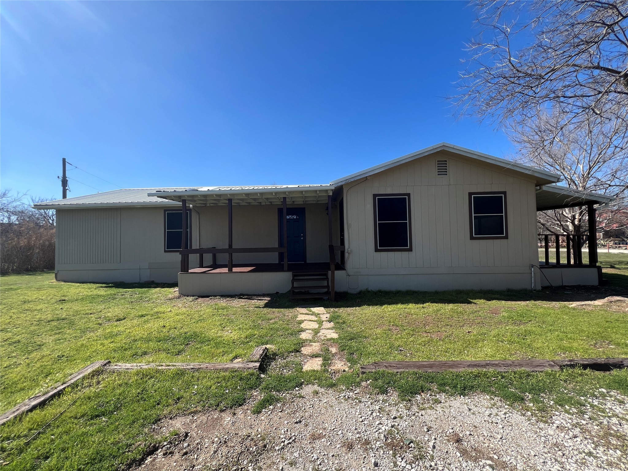 193 Private Road 4652, Rhome, TX, 76078 | 20955025 | Realty Texas LLC