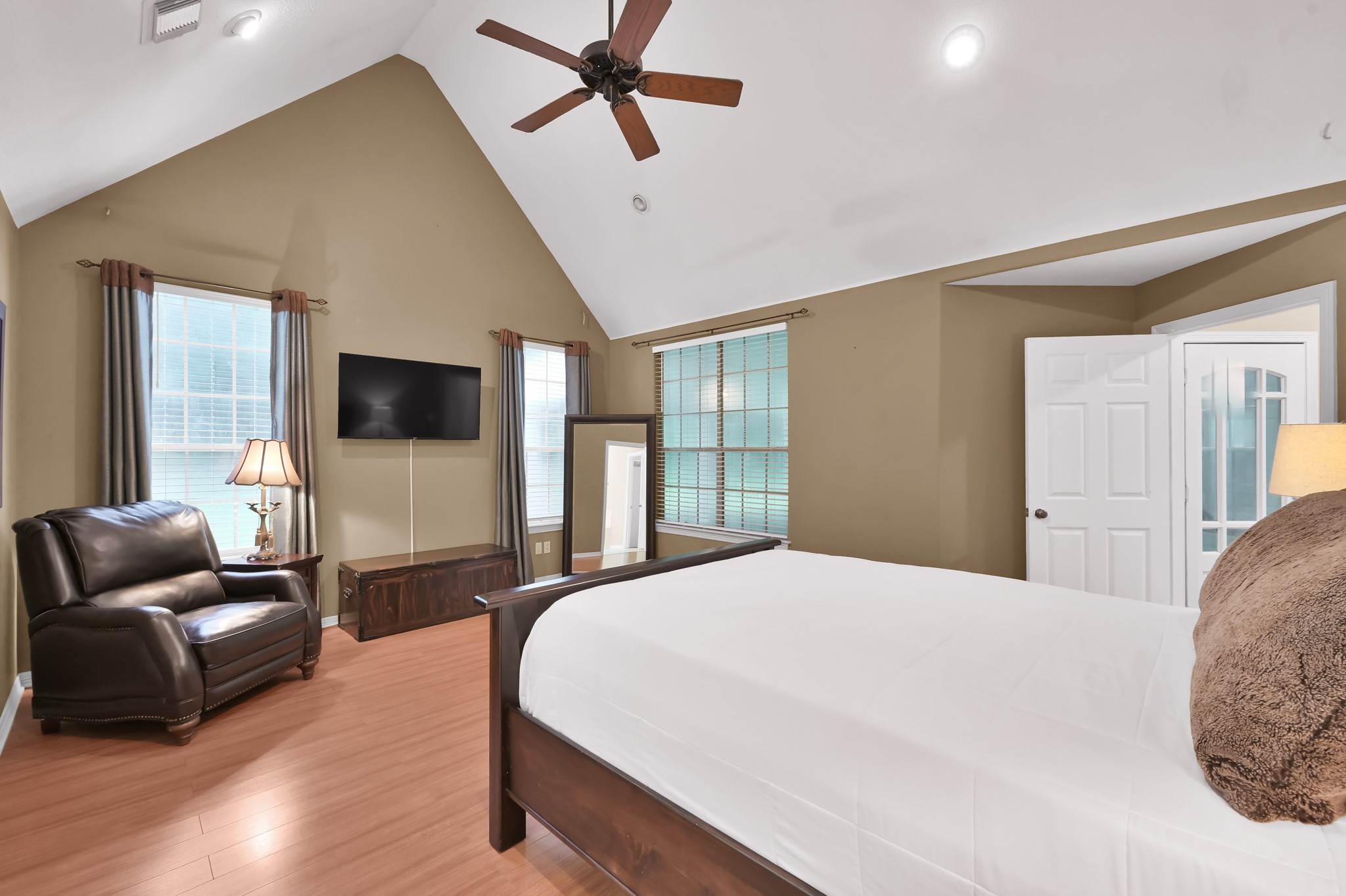 40214 Roundup Road , Magnolia, TX, 77354 | 35564369 | Realty Texas LLC