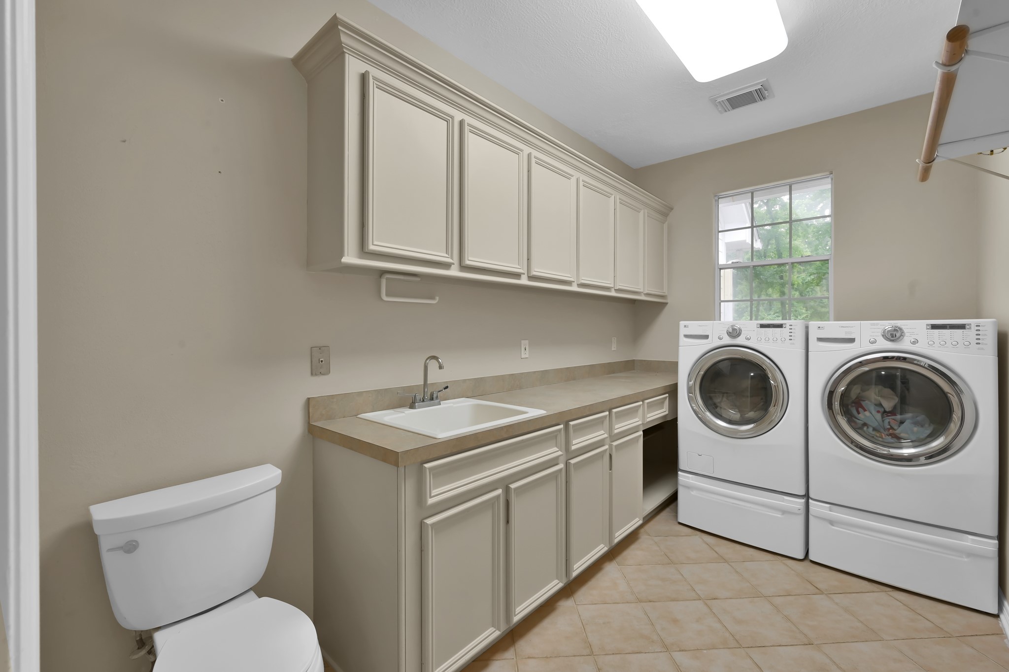 40214 Roundup Road , Magnolia, TX, 77354 | 35564369 | Realty Texas LLC