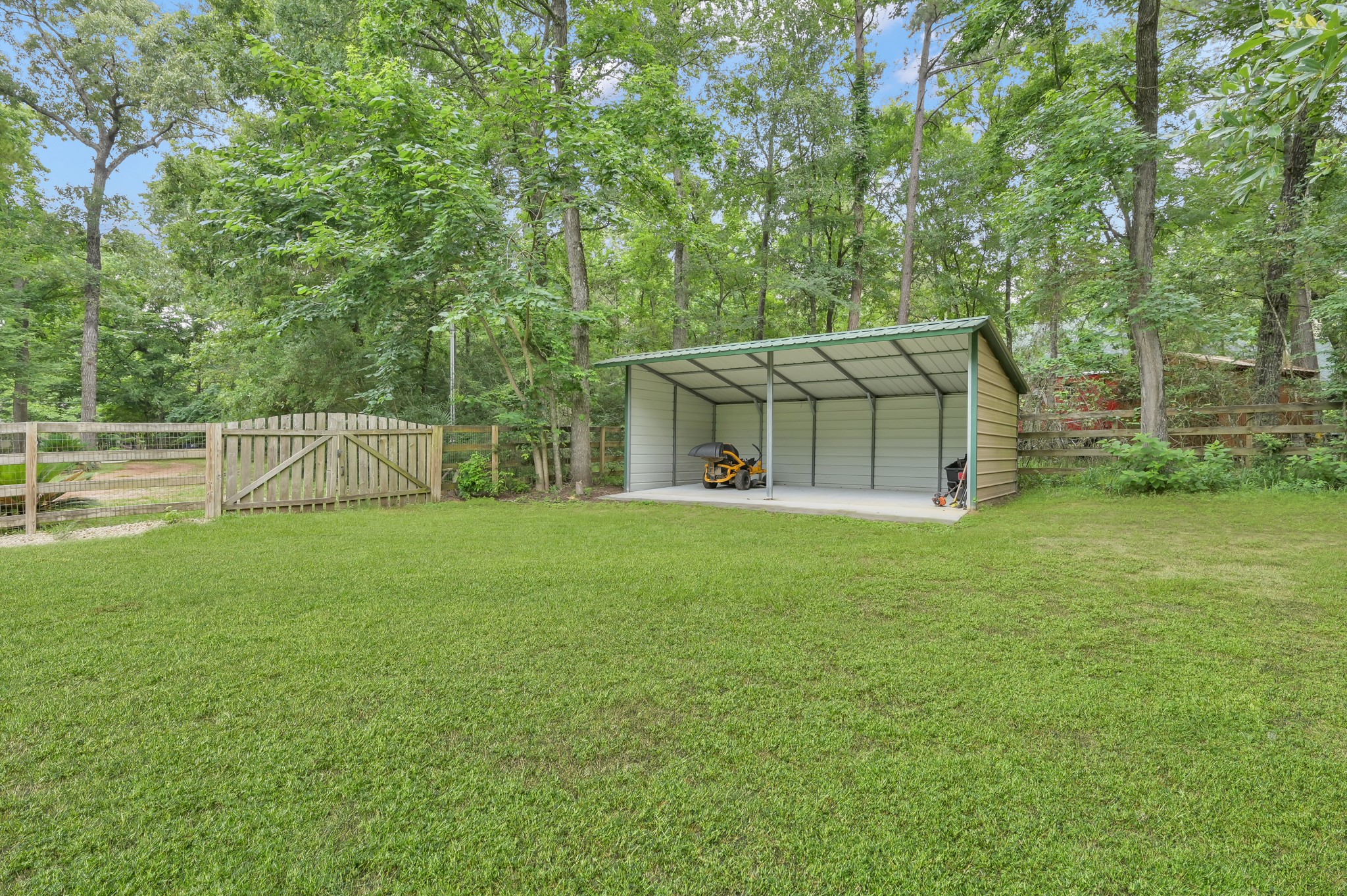 40214 Roundup Road , Magnolia, TX, 77354 | 35564369 | Realty Texas LLC