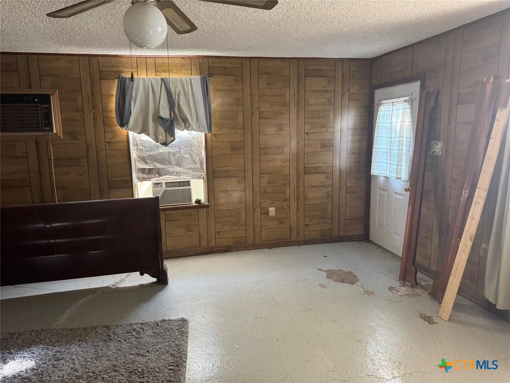 137 N Kowald Lane, New Braunfels, TX, 78130 | 581912 | Realty Texas LLC