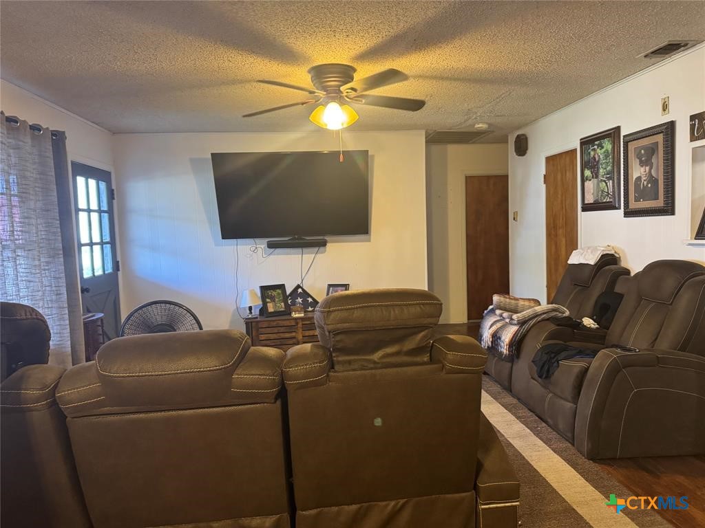 137 N Kowald Lane, New Braunfels, TX, 78130 | 581912 | Realty Texas LLC