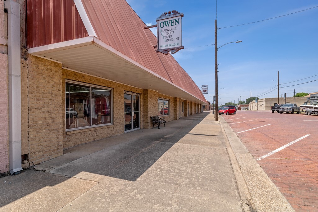 216 N Commerce Street , Corsicana, TX, 75110 | 20951902 | Realty Texas LLC