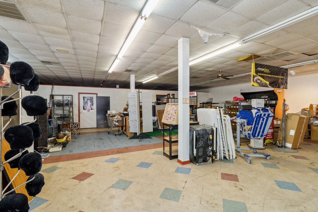 216 N Commerce Street , Corsicana, TX, 75110 | 20951902 | Realty Texas LLC