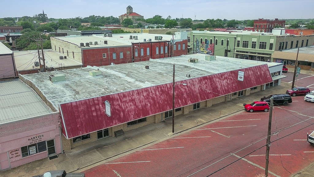216 N Commerce Street , Corsicana, TX, 75110 | 20951902 | Realty Texas LLC