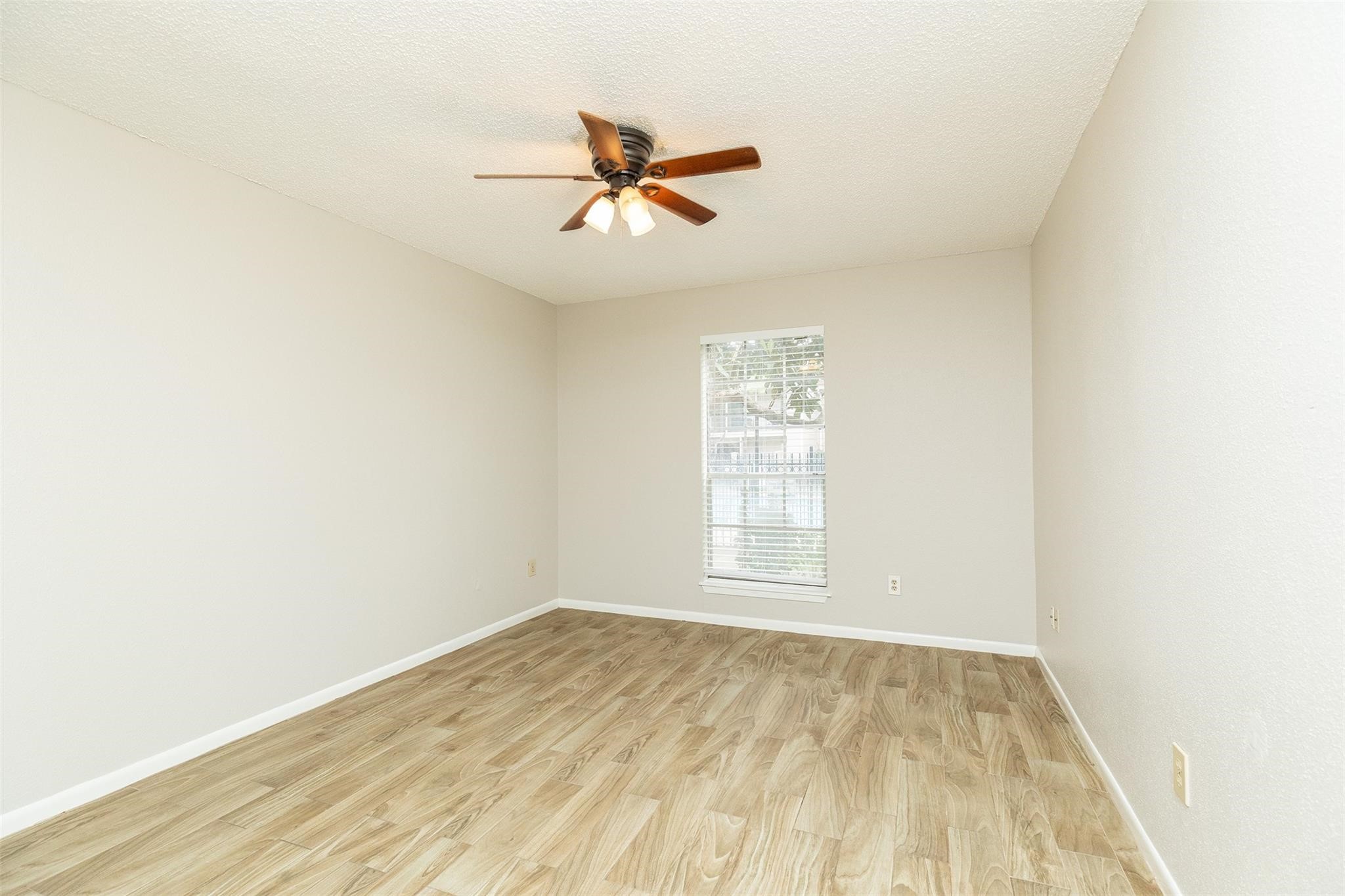 2800 Jeanetta Street 2805 , Houston, TX, 77063 | 92720647 | Realty Texas LLC