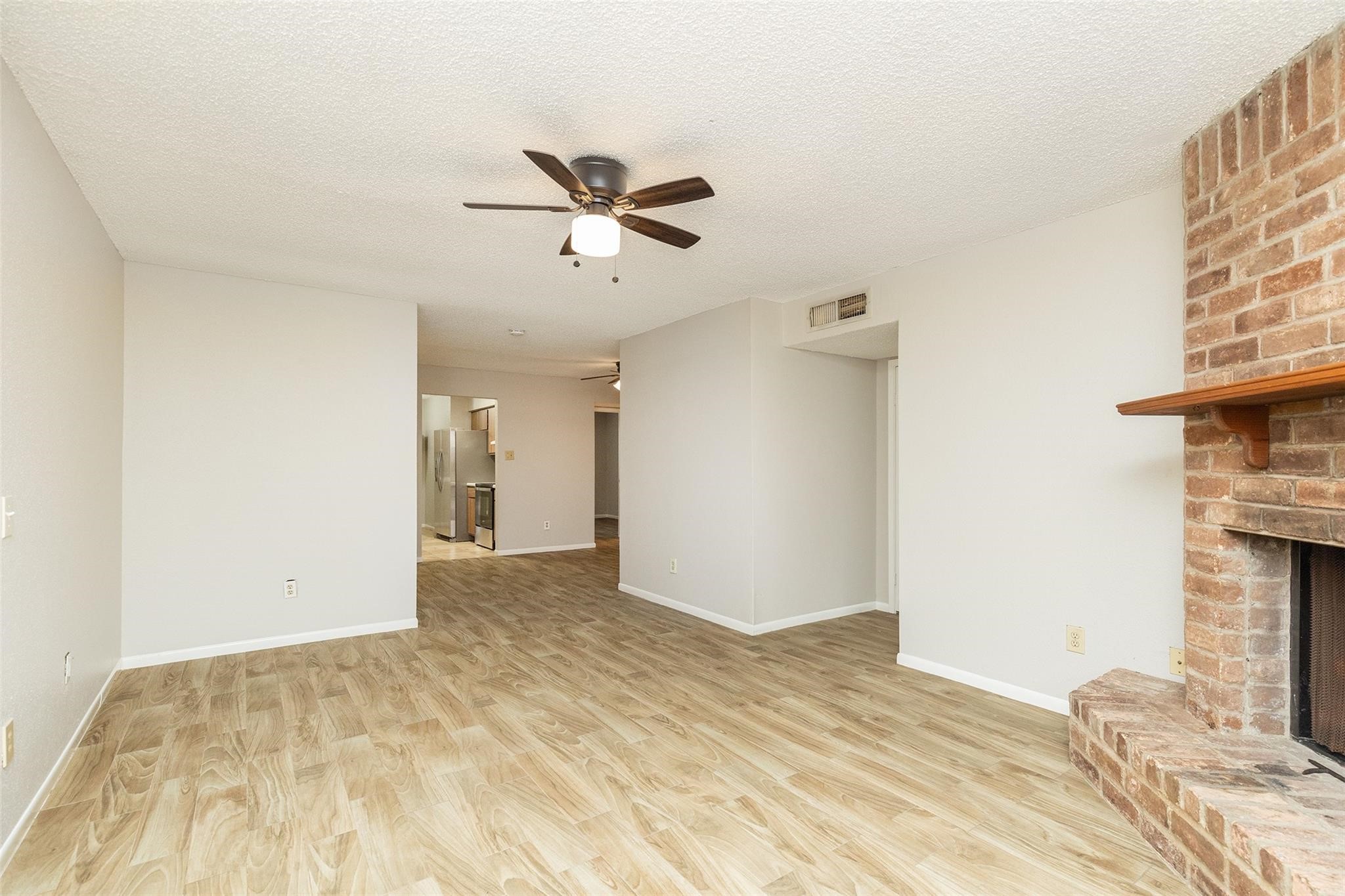 2800 Jeanetta Street 2805 , Houston, TX, 77063 | 92720647 | Realty Texas LLC
