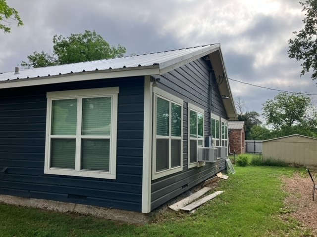 204 E Dry Street, San Saba, TX, 76877 | 25476609 | Realty Texas LLC