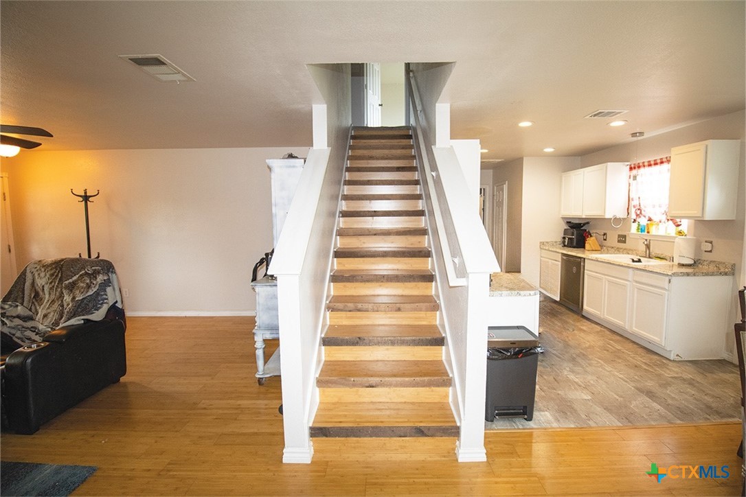 2723 Moonmist Cove , Round Rock, TX, 78665 | 581910 | Realty Texas LLC
