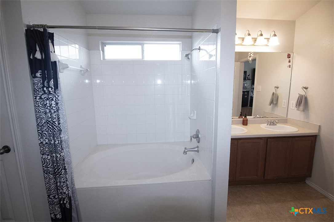 2723 Moonmist Cove , Round Rock, TX, 78665 | 581910 | Realty Texas LLC