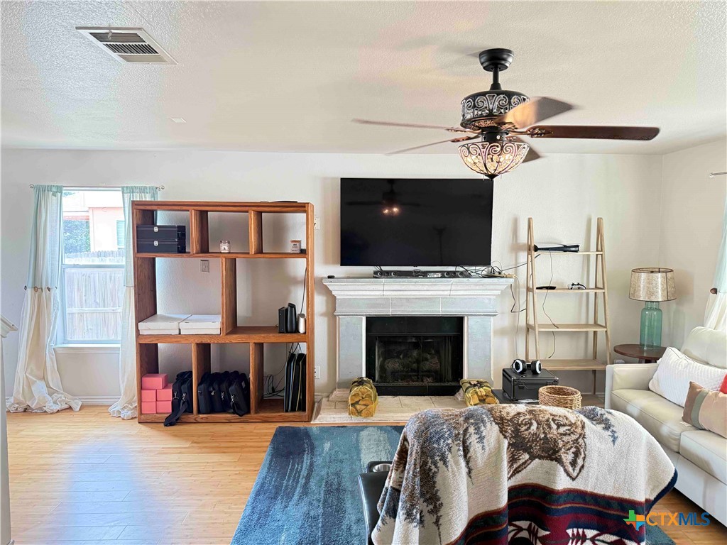 2723 Moonmist Cove , Round Rock, TX, 78665 | 581910 | Realty Texas LLC