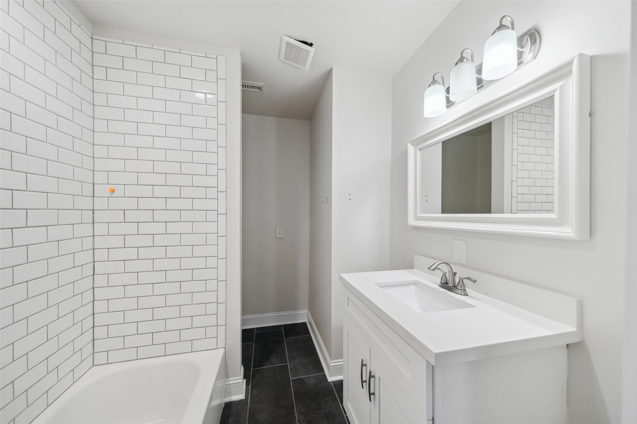 716 Worthshire Drive , Houston, TX, 77008 | 69076091 | Realty Texas LLC
