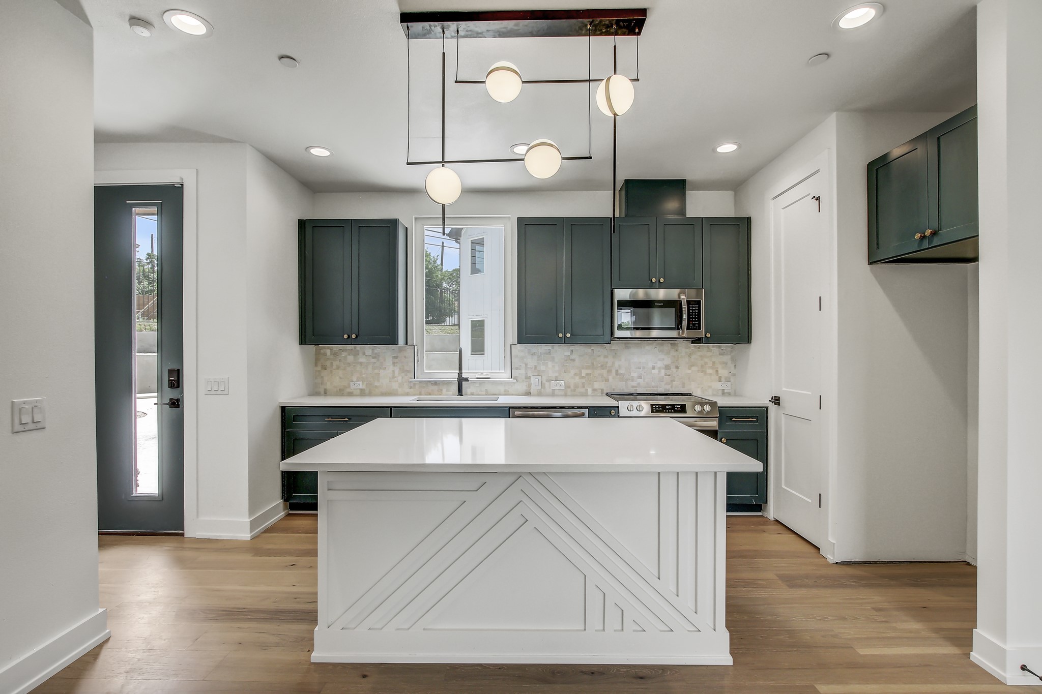 4127 E 12th ST 5, Austin, TX, 78721 | 8041316 | Realty Texas LLC