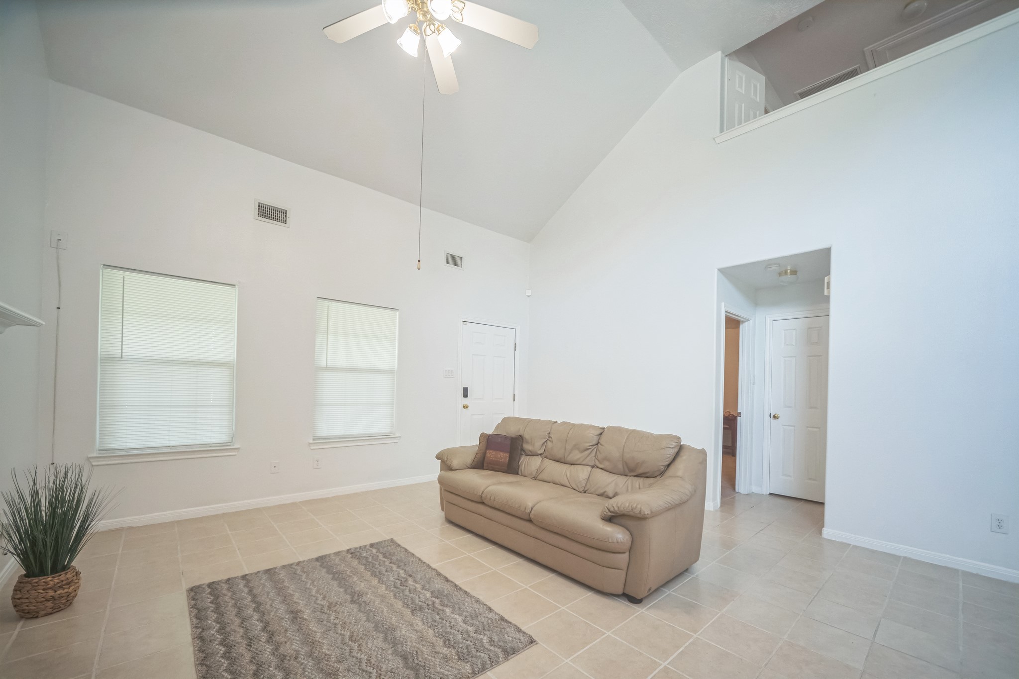 2601 S Broadway Street 62, La Porte, TX, 77571 | 33238469 | Realty Texas LLC