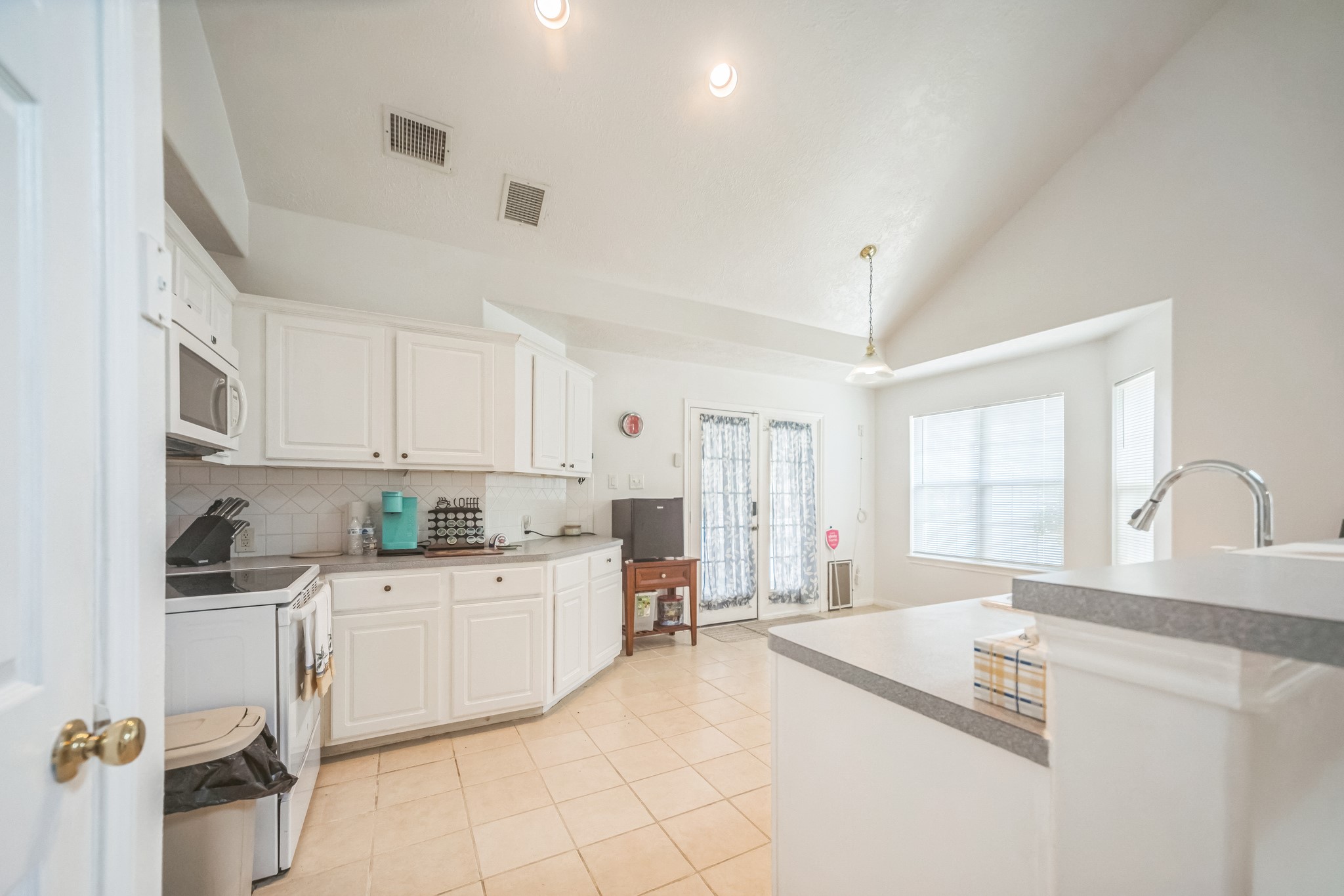 2601 S Broadway Street 62, La Porte, TX, 77571 | 33238469 | Realty Texas LLC