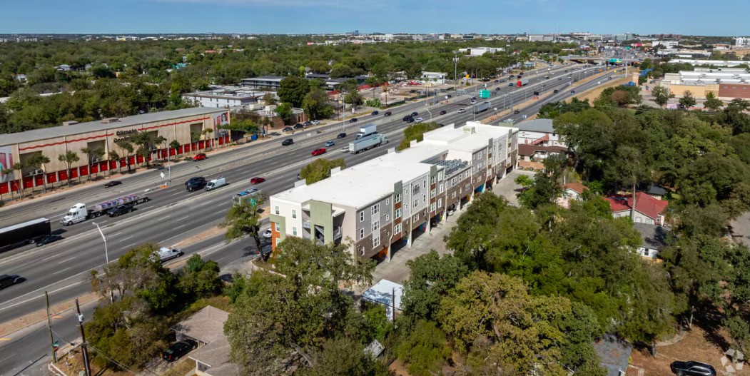 4611 N Interstate 35 Frontage Rd, Austin, TX, 78722 | 59238079 | Realty Texas LLC