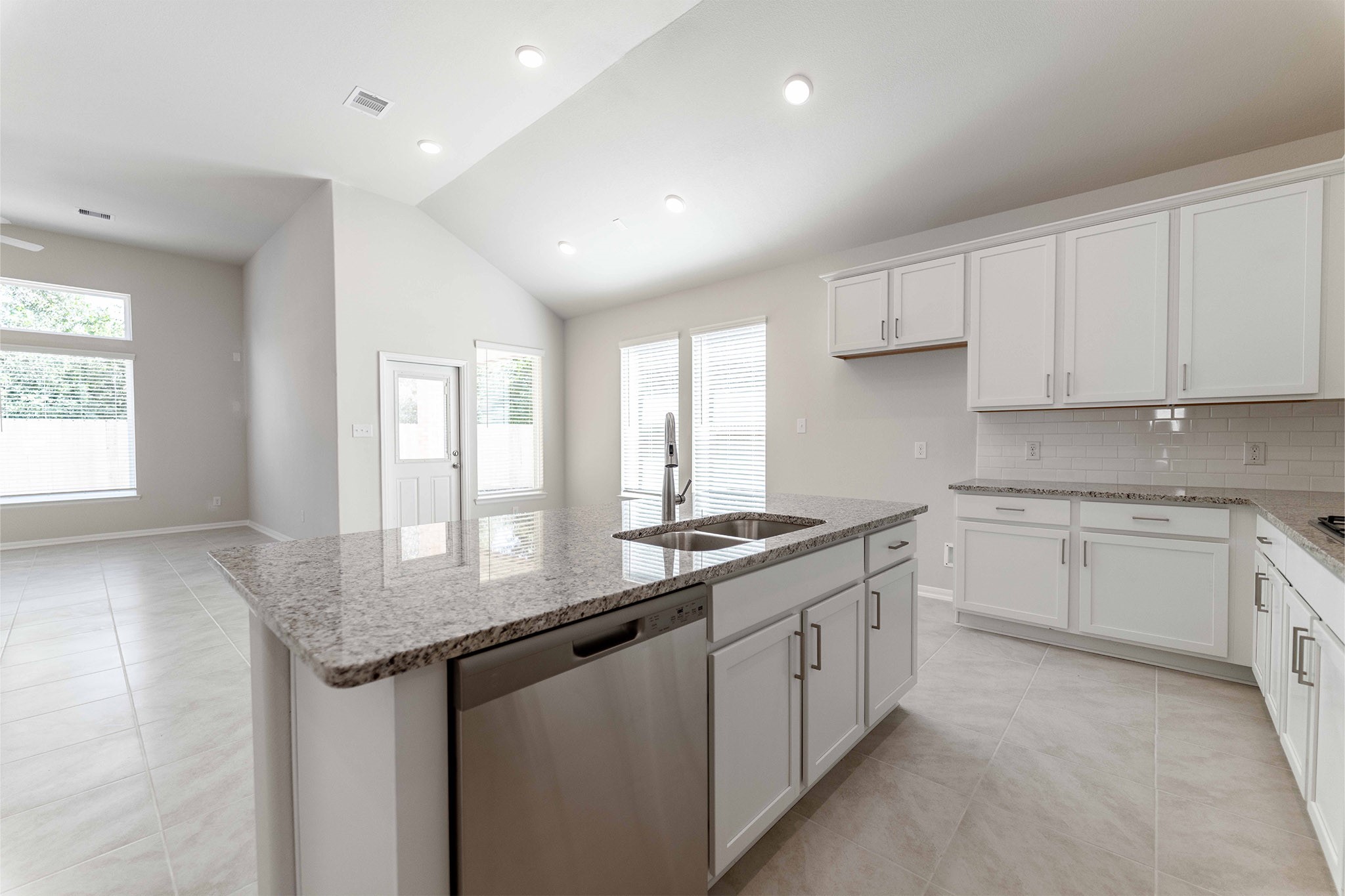 426 Riesling Drive, Alvin, TX, 77511 | 72666171 | Realty Texas LLC