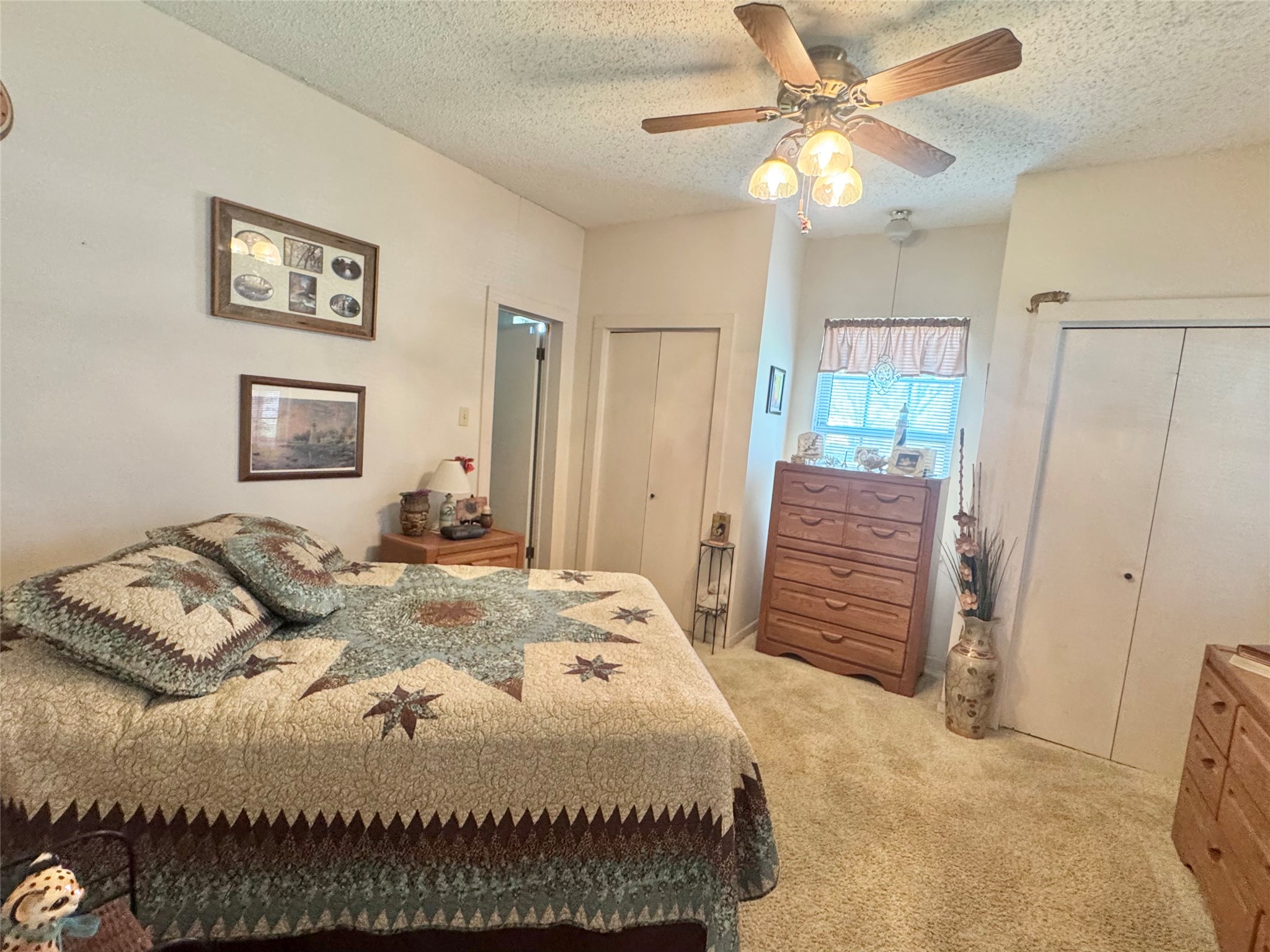 706 West Street, Yoakum, TX, 77995 | 38377912 | Realty Texas LLC