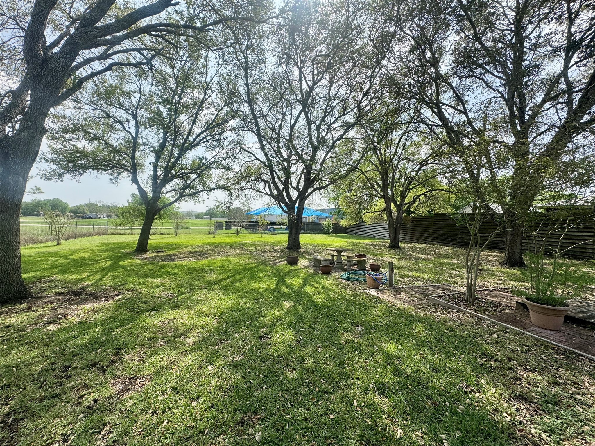 706 West Street, Yoakum, TX, 77995 | 38377912 | Realty Texas LLC