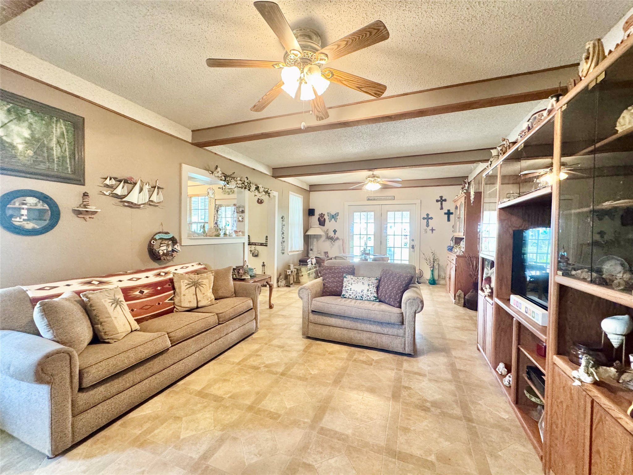 706 West Street, Yoakum, TX, 77995 | 38377912 | Realty Texas LLC