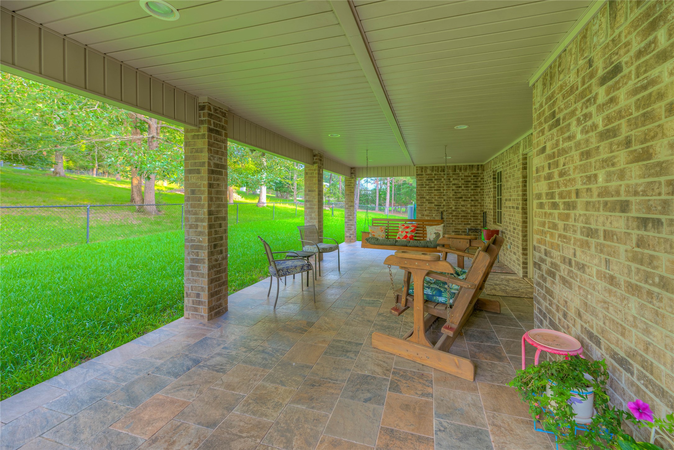 156 Magnolia Bend Drive , Livingston, TX, 77351 | 8979918 | Realty Texas LLC
