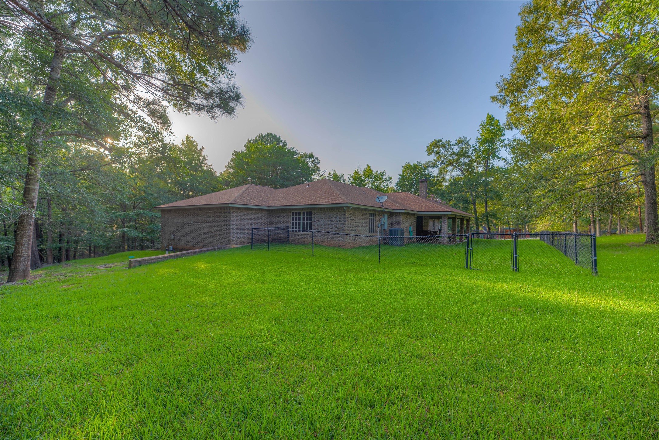 156 Magnolia Bend Drive , Livingston, TX, 77351 | 8979918 | Realty Texas LLC