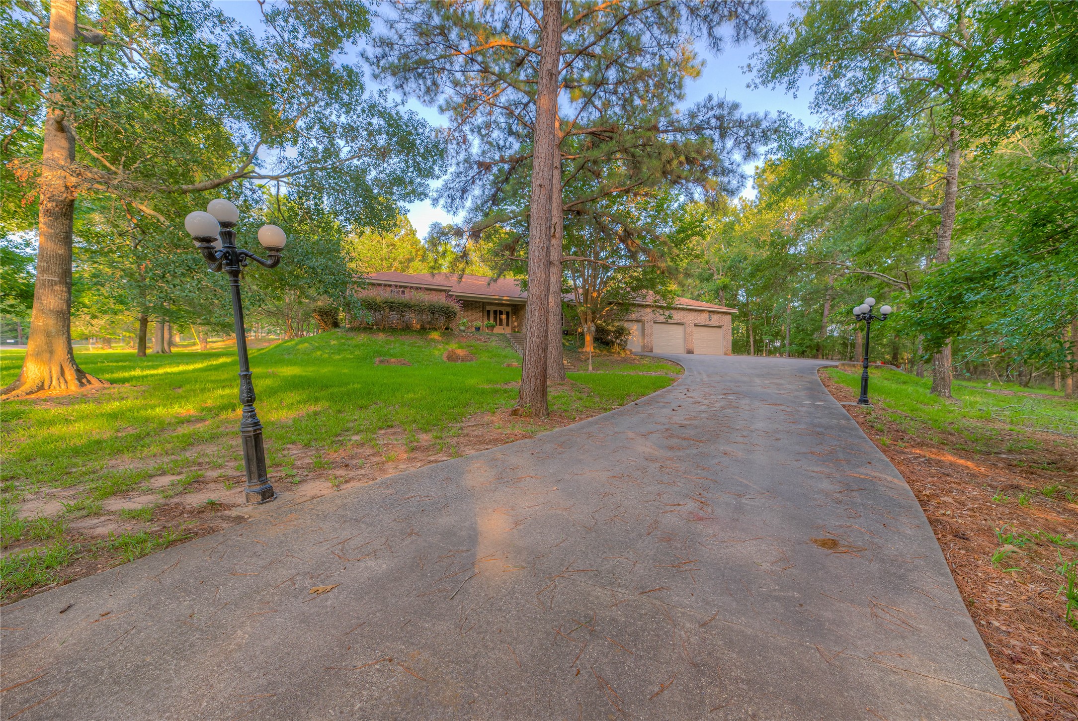 156 Magnolia Bend Drive , Livingston, TX, 77351 | 8979918 | Realty Texas LLC