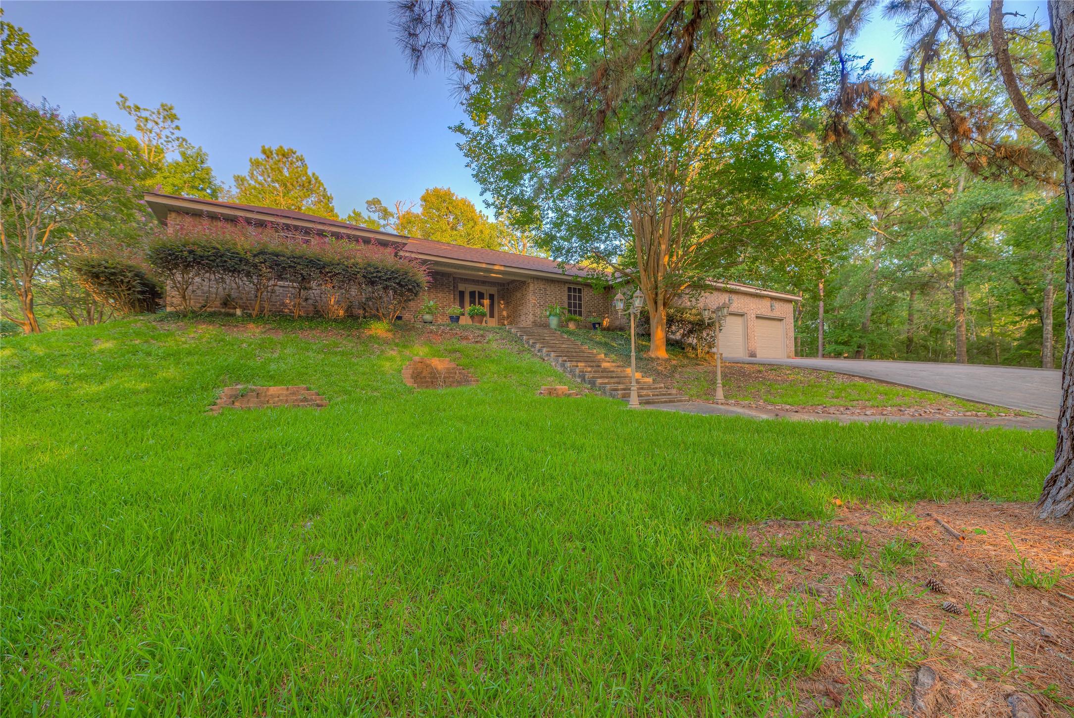 156 Magnolia Bend Drive , Livingston, TX, 77351 | 8979918 | Realty Texas LLC