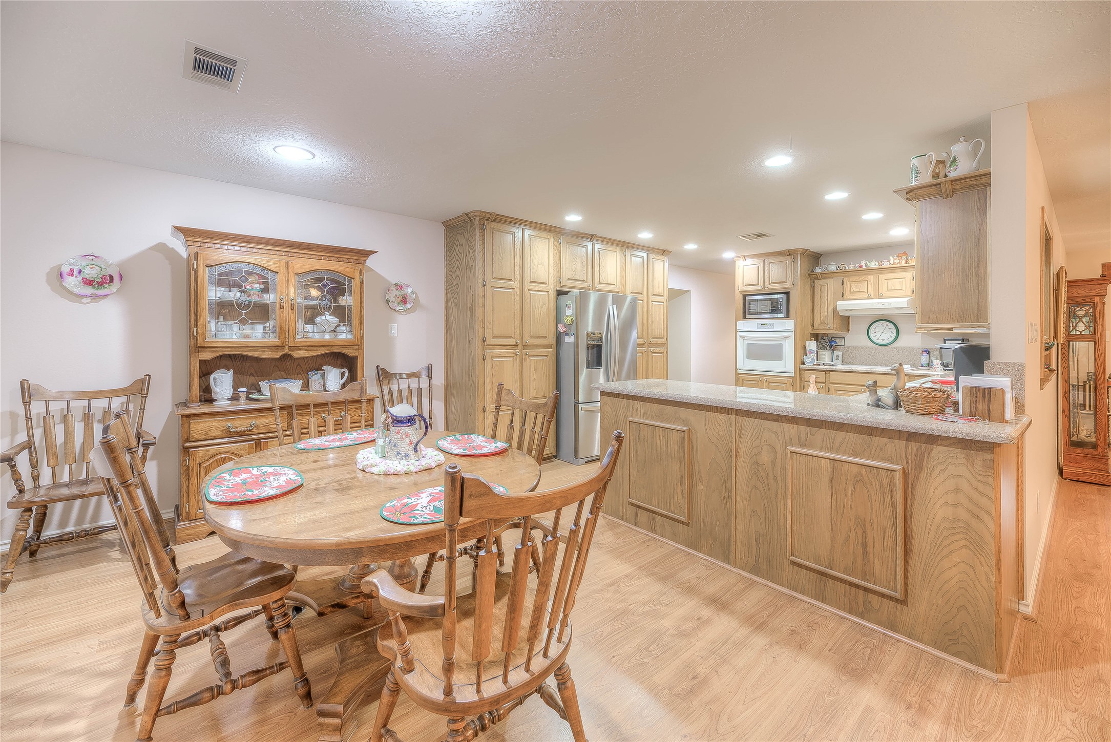 156 Magnolia Bend Drive , Livingston, TX, 77351 | 8979918 | Realty Texas LLC