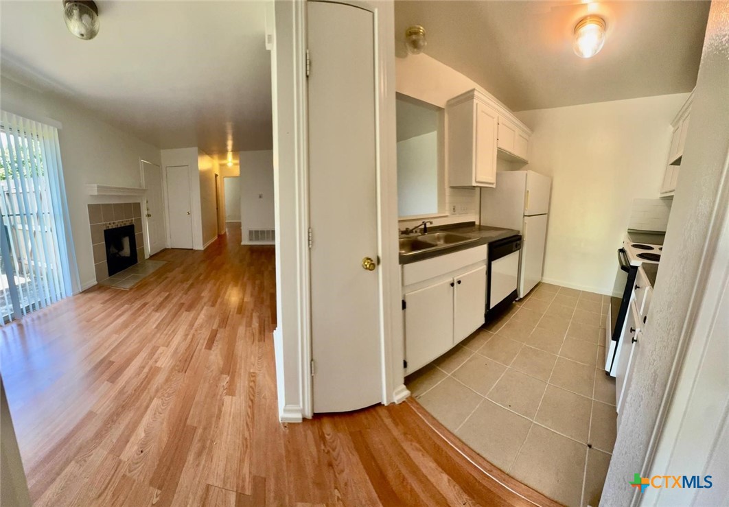 107 Axis Deer Trail B , Hutto, TX, 78634 | 581801 | Realty Texas LLC