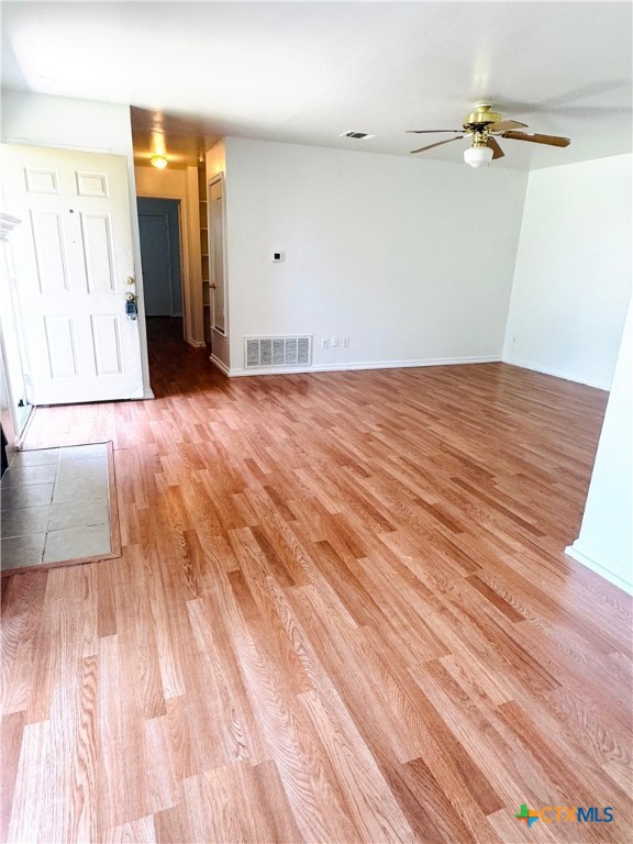 107 Axis Deer Trail B , Hutto, TX, 78634 | 581801 | Realty Texas LLC