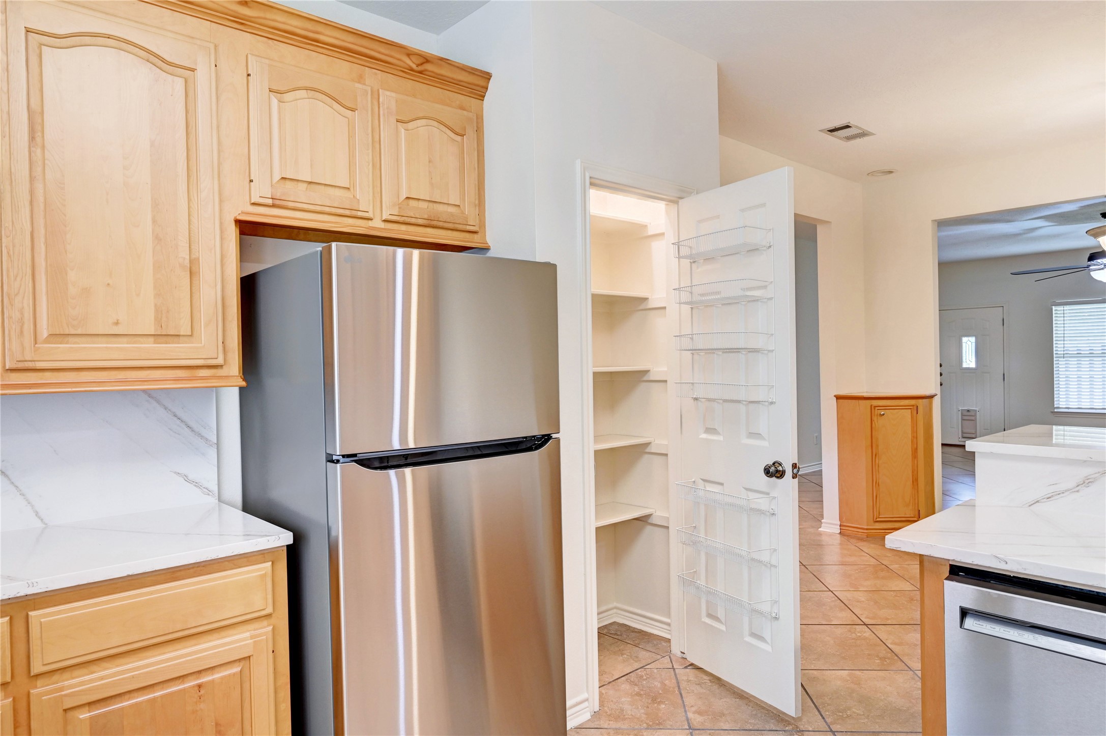 12959 N Puffin Lane , Willis, TX, 77318 | 78649392 | Realty Texas LLC