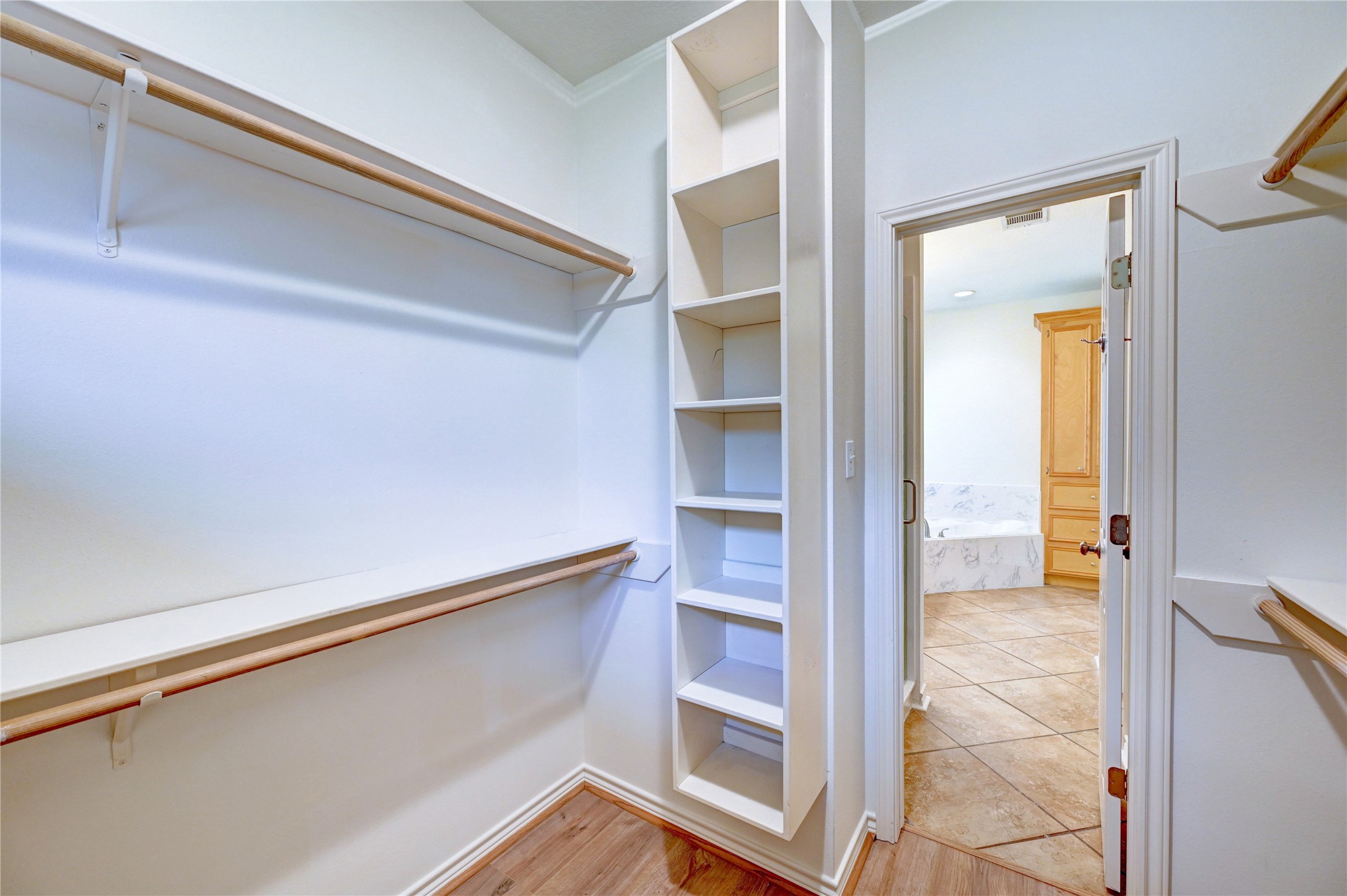 12959 N Puffin Lane , Willis, TX, 77318 | 78649392 | Realty Texas LLC