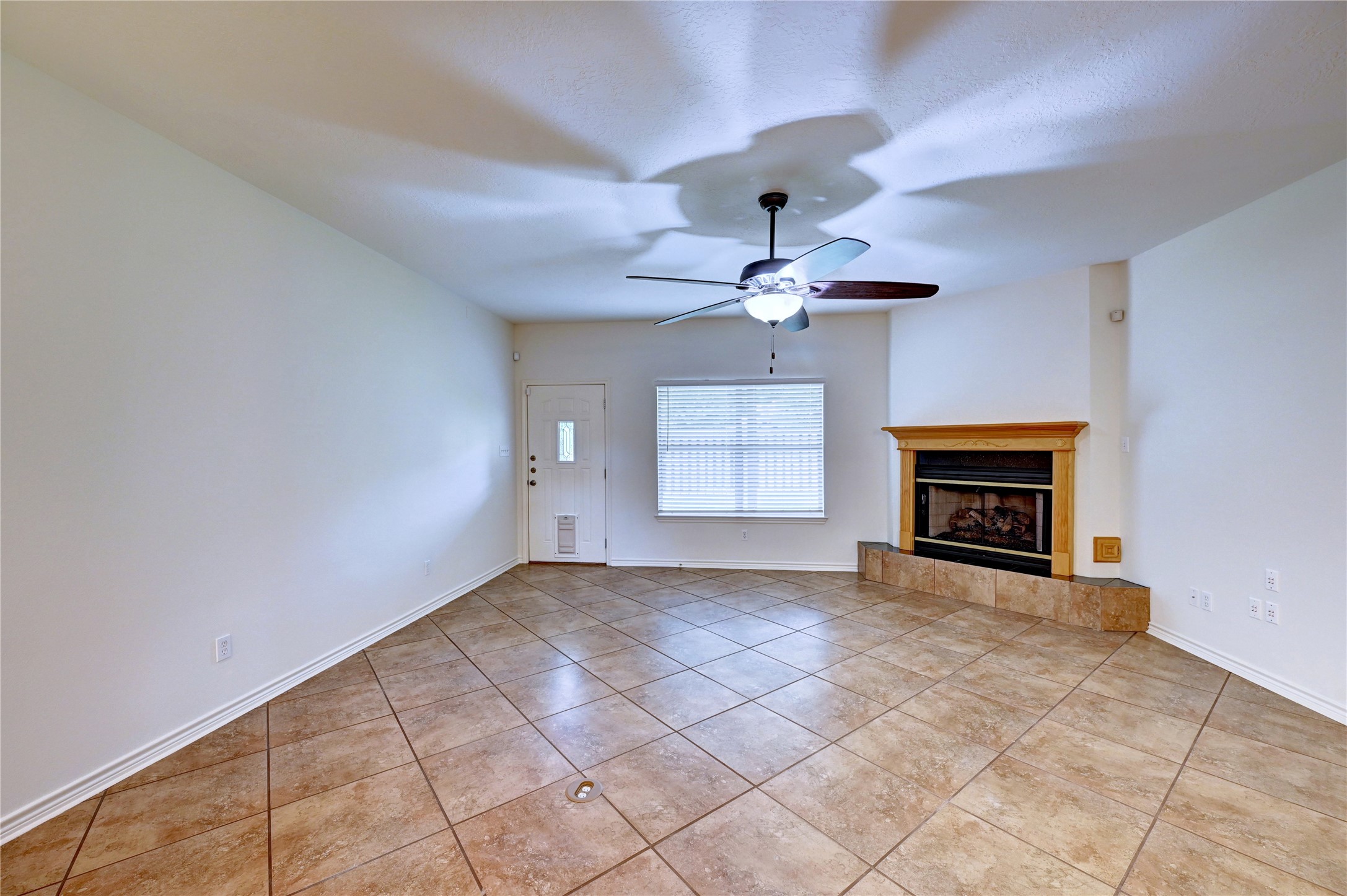 12959 N Puffin Lane , Willis, TX, 77318 | 78649392 | Realty Texas LLC
