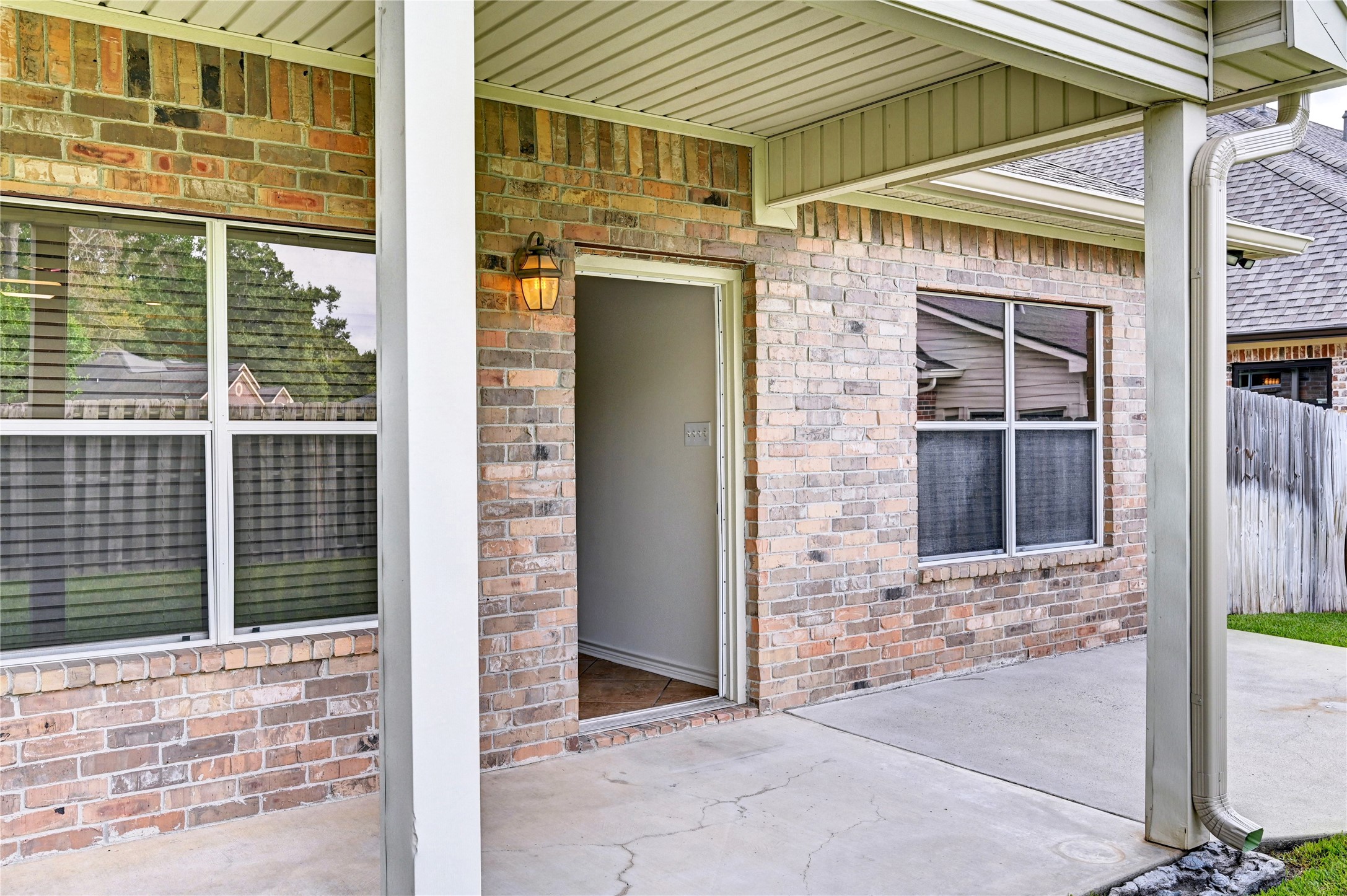 12959 N Puffin Lane , Willis, TX, 77318 | 78649392 | Realty Texas LLC