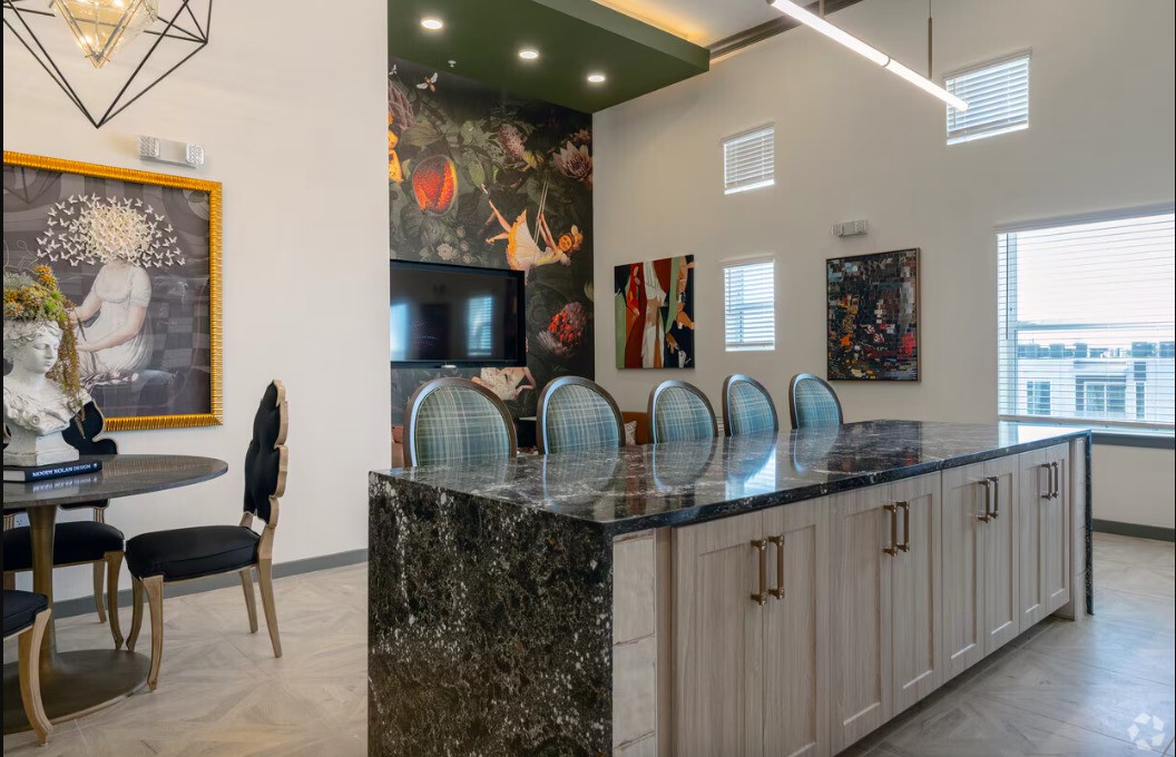 1200 W W Koenig Ln, Austin, TX, 78756 | 83639476 | Realty Texas LLC
