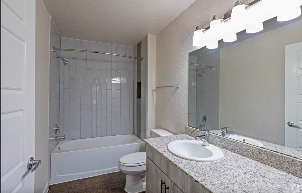 2401 E Oltorf St, Austin, TX, 78741 | 27709097 | Realty Texas LLC
