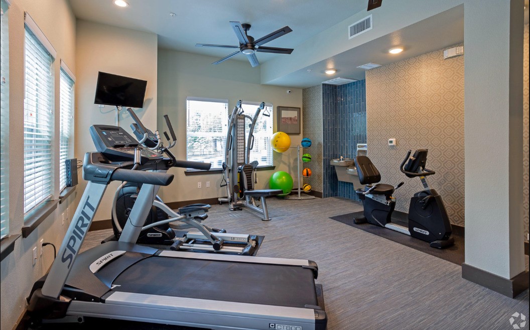 2401 E Oltorf St, Austin, TX, 78741 | 27709097 | Realty Texas LLC