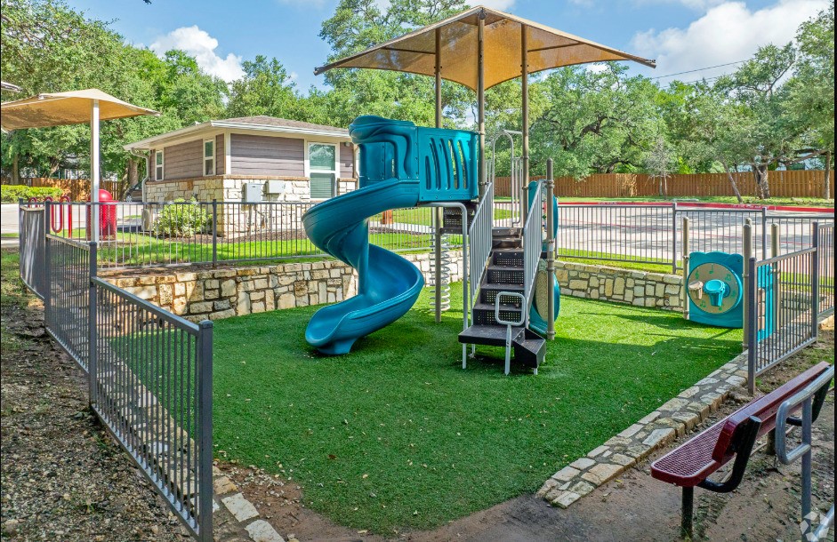 2401 E Oltorf St, Austin, TX, 78741 | 27709097 | Realty Texas LLC