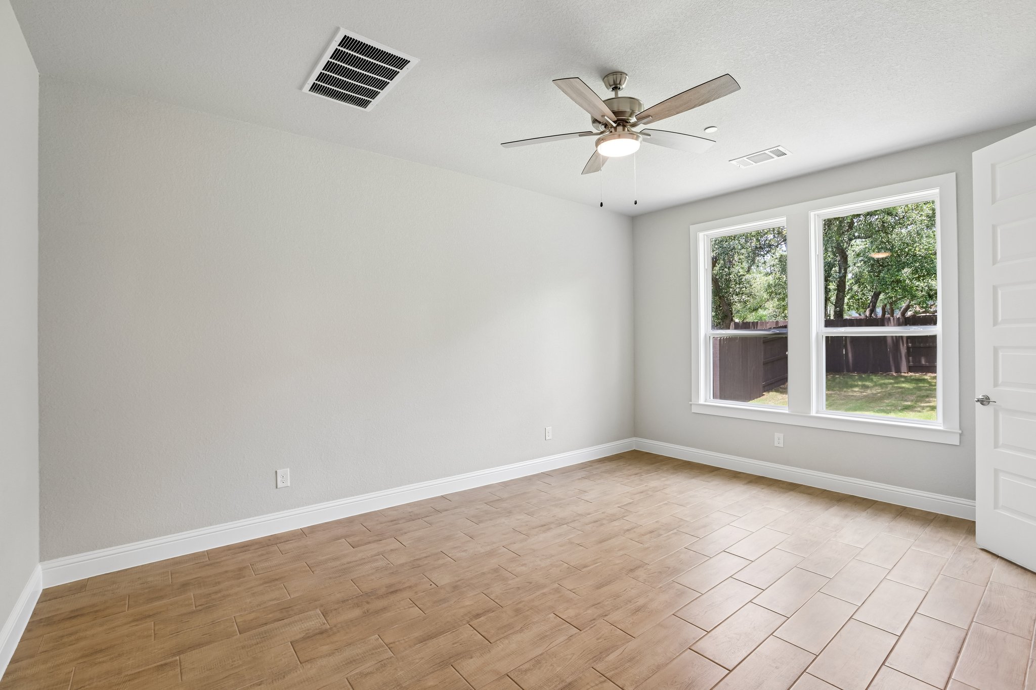2605 Sam Bass RD 104, Round Rock, TX, 78681 | 2320774 | Realty Texas LLC