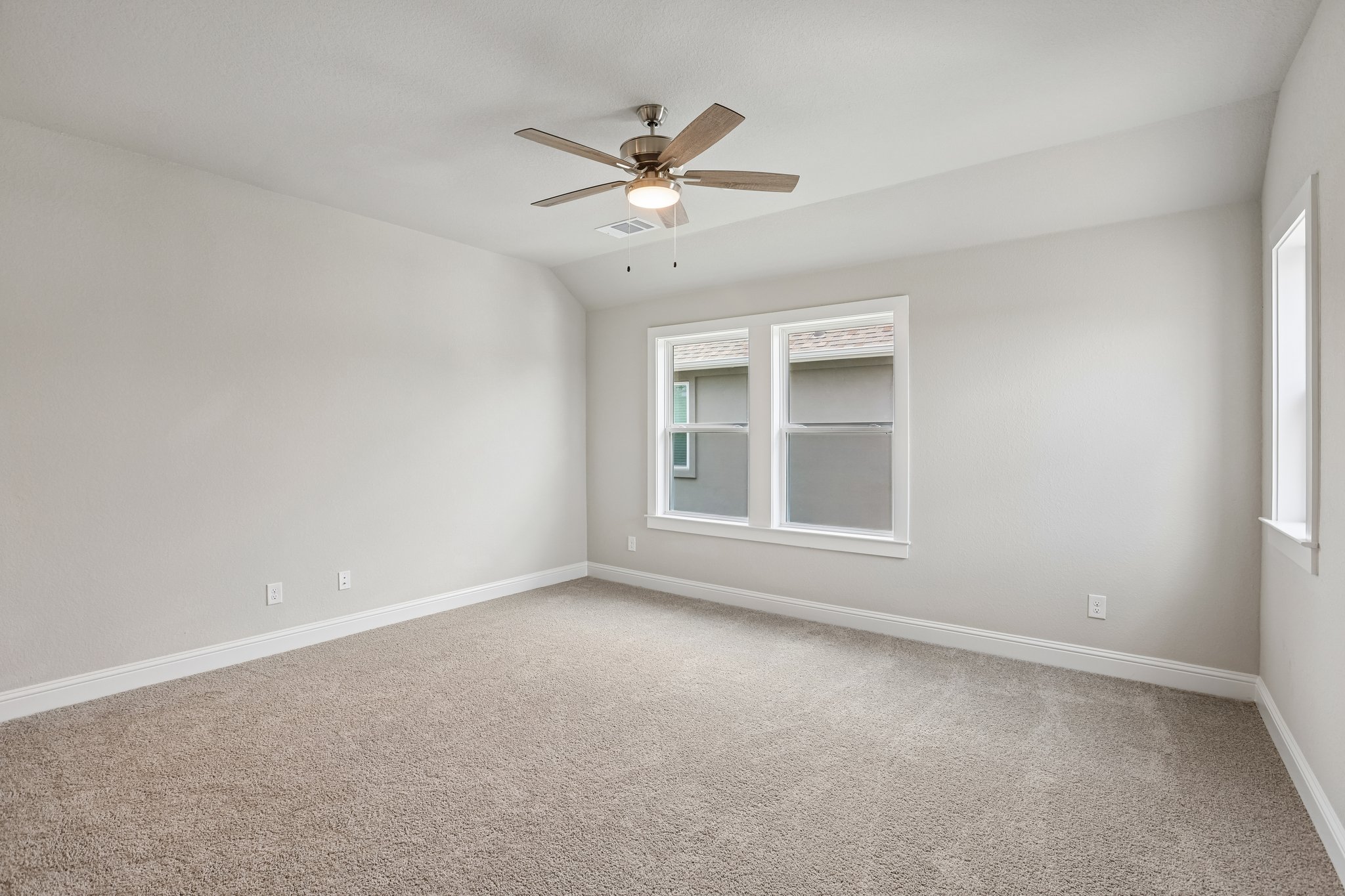 2605 Sam Bass RD 104, Round Rock, TX, 78681 | 2320774 | Realty Texas LLC