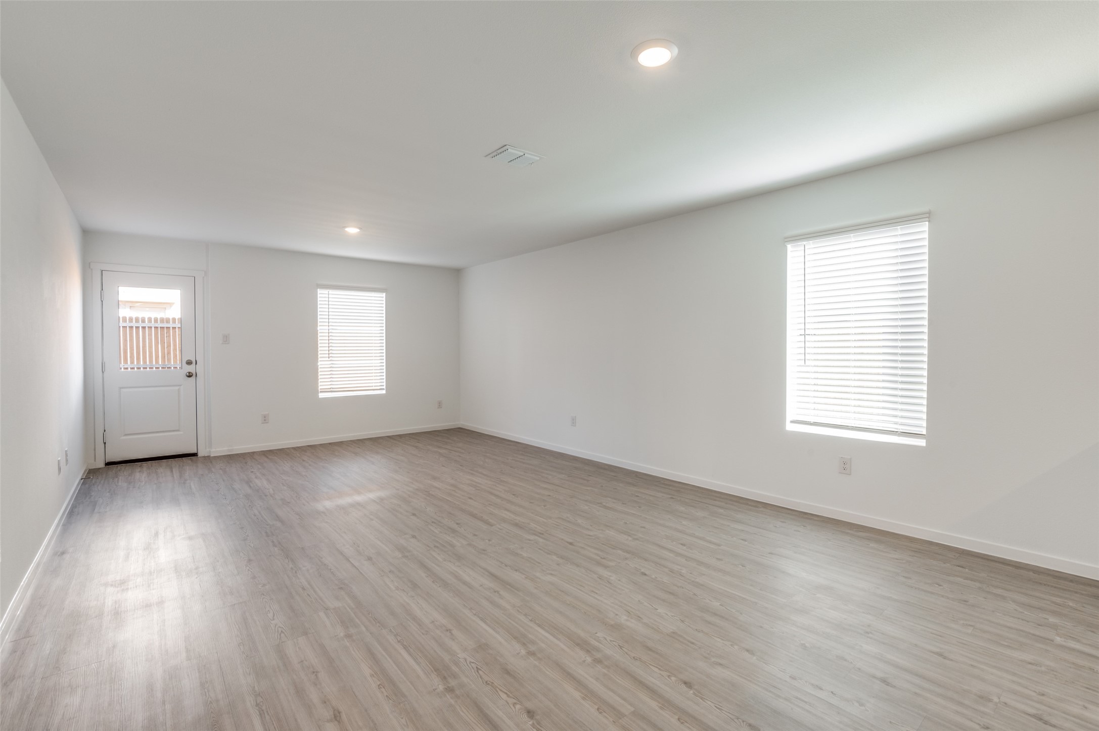 6303 Kingfisher Way, Princeton, TX, 75407 | 20957156 | Realty Texas LLC